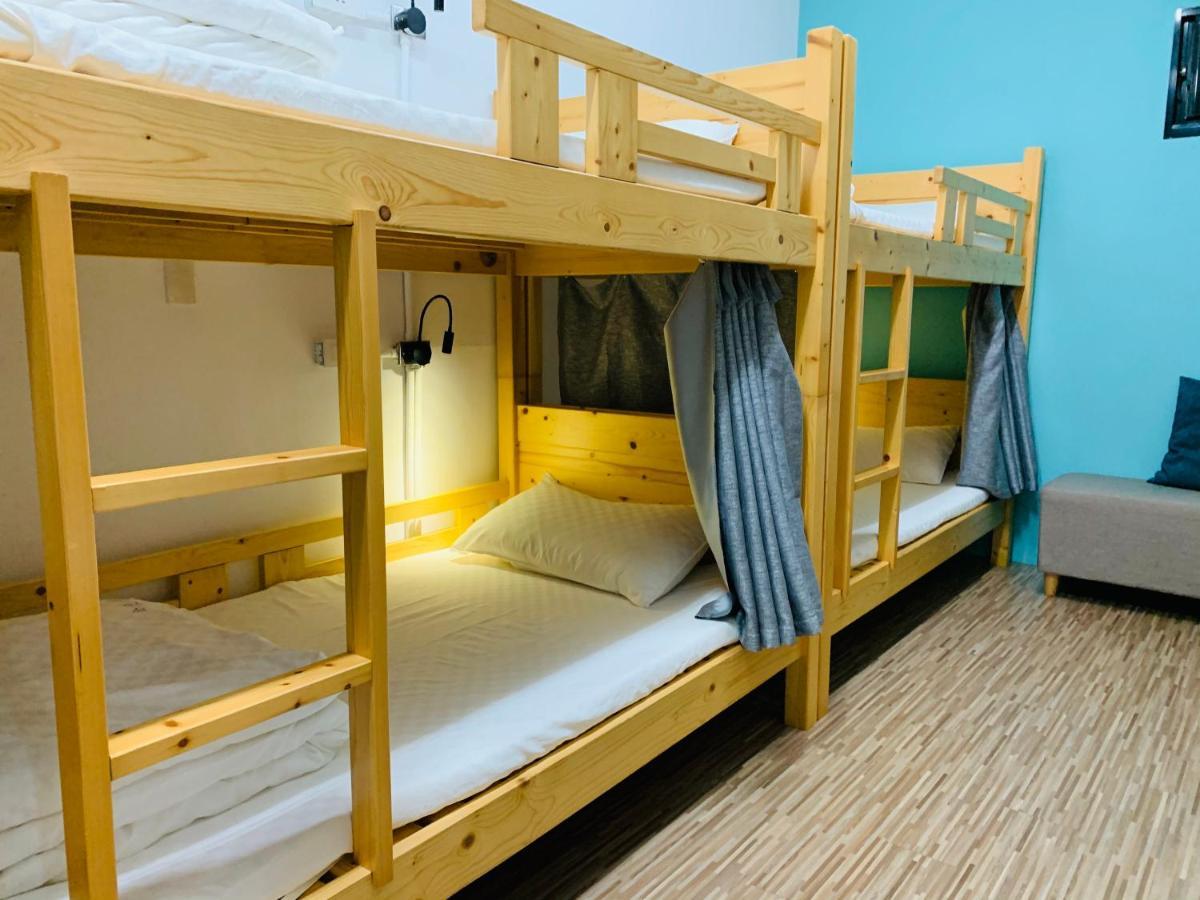 Hostel Golden House New Taipei City Zewnętrze zdjęcie